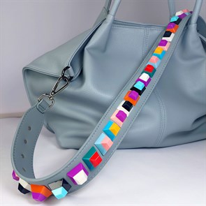 Ремень для сумки кожаный фурнитура серебро /ремень на сумку голубой с шипами объемными - фото 34050
